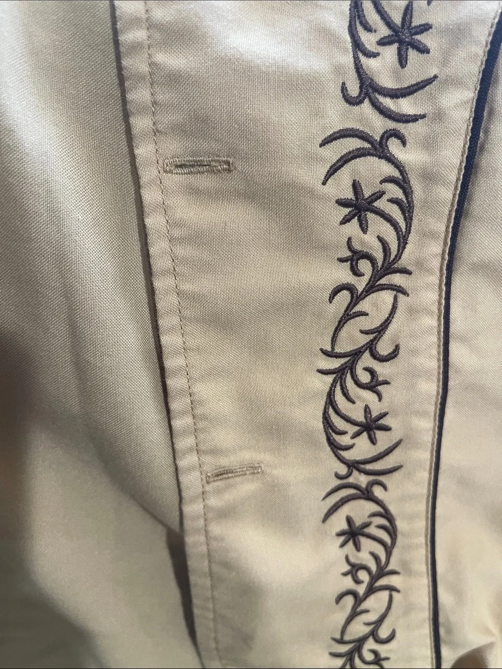 Men's Embroidered Lightweight Shirt Jacket in Tan